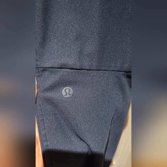 Lululemon ABC Jogger Slim - Picture 3 of 3